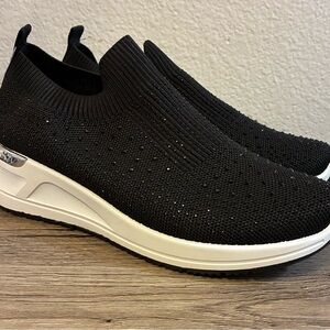 Tommy Bahama Black Knit Slip-On Shoes